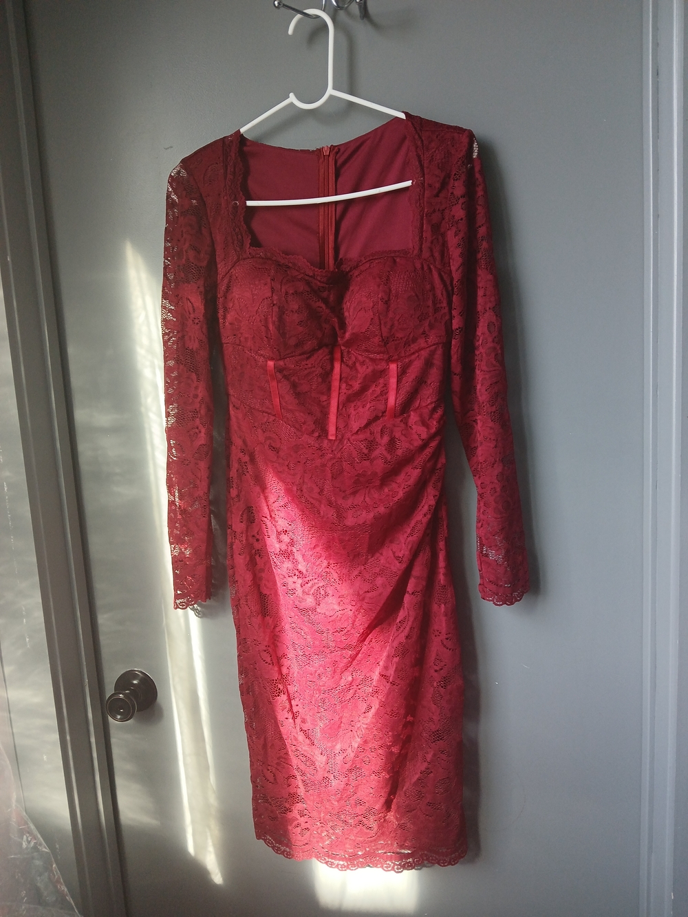 Women's Red Lace Long Sleeve Dress